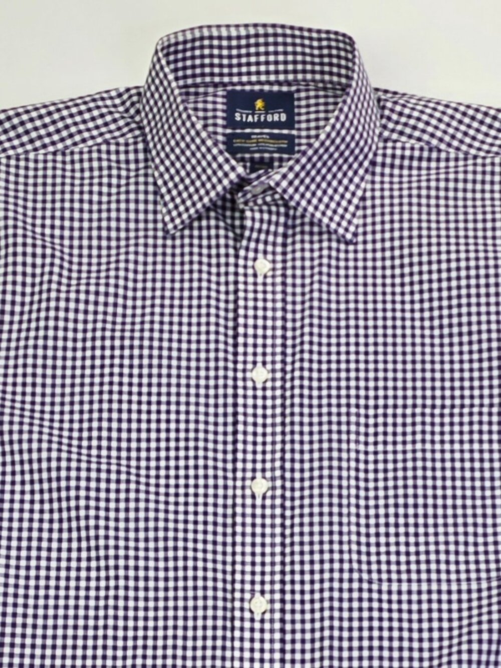 Stafford Plum White Check Fitted Mens Size 16.5 32-33 Spread Collar Travel Shirt